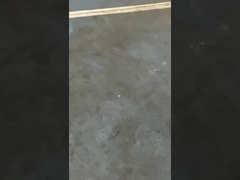 टेबल टेनिस कोर्ट को रोशन करने वाले प्रकाश