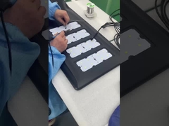 सौर एकीकृत स्ट्रीट लाइट का अंदर का भाग वेल्डेड किया जा रहा है। यूरोपीय बाजार में गर्म बिक्री।