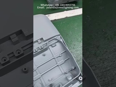 एलईडी स्ट्रीट लाइट डाई-कास्टिंग एल्यूमीनियम हाउसिंग का उपयोग सड़कों और शहरी सड़कों में किया जाता है।