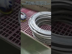 सौर ऊर्जा श्रृंखला उत्पादों की प्रारंभिक उत्पादन और परीक्षण प्रक्रिया।