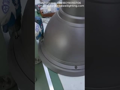 आधुनिक एलईडी उद्यान रोशनी विविध शैलियों में आती हैं और स्मार्ट नियंत्रण प्रणालियों के साथ एकीकृत हो सकती हैं।