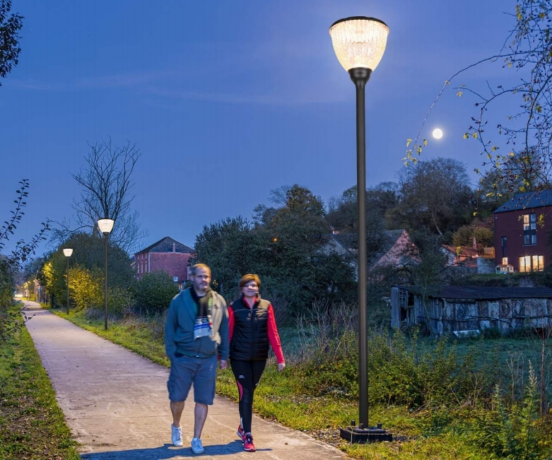 नवीनतम कंपनी ब्लॉग के बारे में What Are the Best All-Weather Courtyard Lights for Residential Projects?