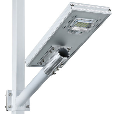 एल्यूमीनियम मिश्र धातु रिमोट कंट्रोल Ip65 50W 100W 150W सभी में एक सौर एलईडी स्ट्रीट लाइट सड़क और सड़कों के लिए